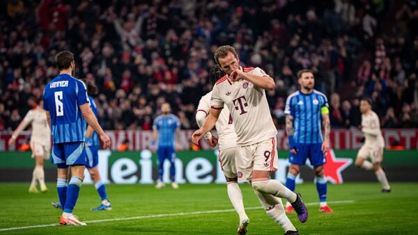 Müller y Kane consolidan la victoria del Bayern