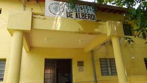 Vecinos denuncian falta de médicos y exigen mejoras urgentes - Nacionales - ABC Color