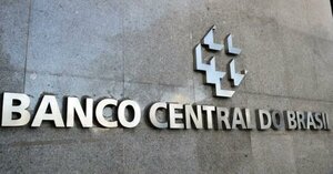 Banco Central de Brasil sube las tasas 100 puntos básicos