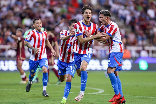Albirrojita gana y clasifica a la siguiente ronda del sudamericano sub 20 - .::Agencia IP::.