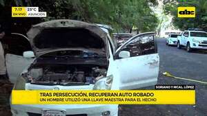 Video: Tras persecución, recuperan un auto robado - ABC Noticias - ABC Color
