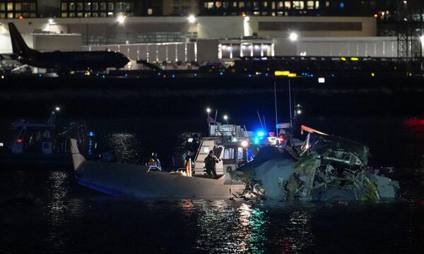 Descartan sobrevivientes en accidente entre avión y helicóptero militar en Washington - ADN Digital