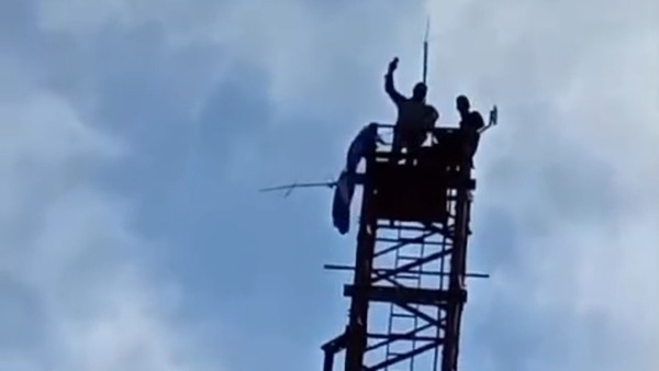 Trabajadores de COPACO en Ayolas suben a torre en reclamo de salarios - ADN Digital