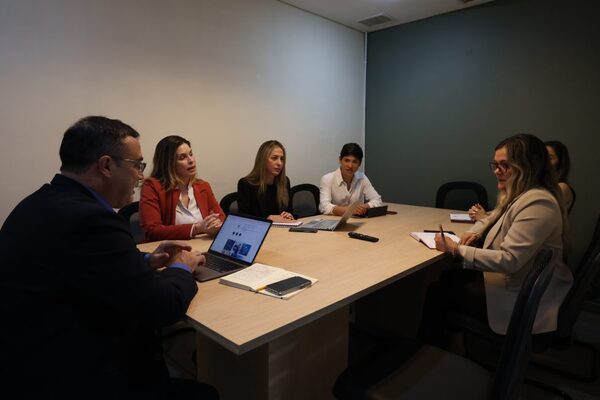 Mitic y Contraloría coordinan estrategias de comunicación para nuevo régimen de integridad y transparencia - .::Agencia IP::.