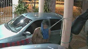¿Ladrón con cara de…?: Usó un bóxer por la cabeza para entrar a robar a una casa