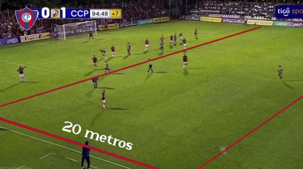 Versus / La jugada más polémica: Cerro mete vídeo y argumentos