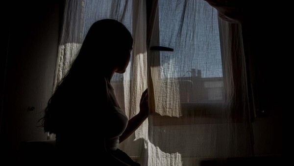 Buscan a hombre que habría abusado de su hija a quien embarazó y obligó a abortar