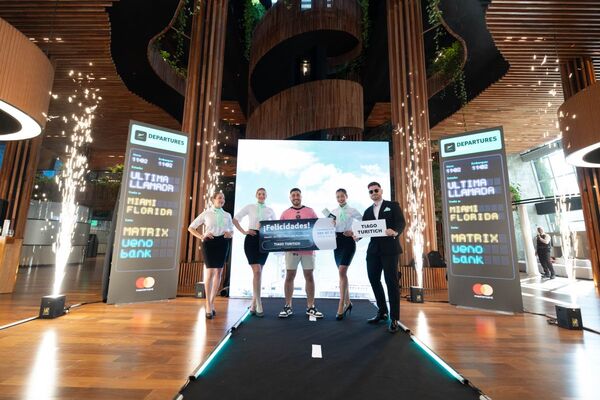 Un viaje so帽ado a Miami, donde la magia del f煤tbol se har谩 realidad para un cliente de ueno bank