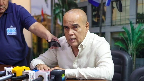 Bachi Núñez justifica vacío cartista en sesión sobre caso Pecci