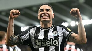 Versus / El 'tributo' de un medio inglés a Miguel Almirón: "Un arma letal"