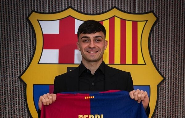Versus / Pedri renueva con el Barcelona hasta 2030
