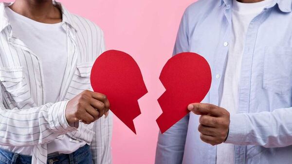 “Mi novia terminó conmigo y se comprometió seis meses después”