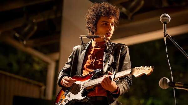 “Un completo desconocido”: adiós Mr. Tambourine Man, bienvenida Maggie’s Farm - Reseñas - ABC Color
