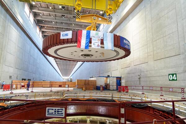 Yacyretá concluye histórica rehabilitación integral de rotor generador de la hidroeléctrica - .::Agencia IP::.