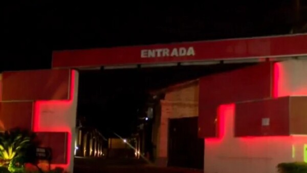 Joven fallece desangrada en un motel