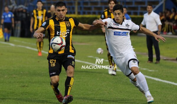 Versus / Francisco "Chiqui" Arce confirma el regreso de Juan Patiño