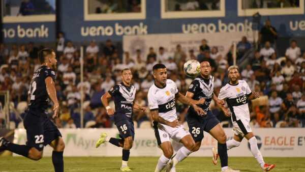 Olimpia rescata un empate ante su bestia negra
