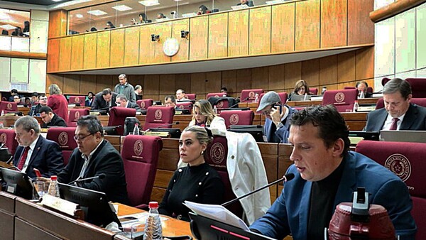 Preocupa que pidan ley de prensa ante el poco apego a la democracia