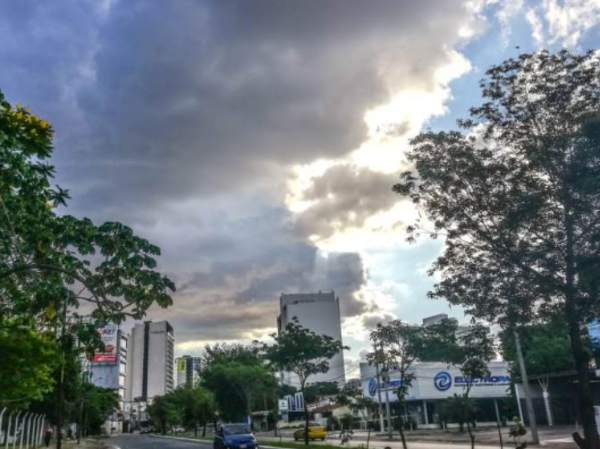 Último día de enero con calor, humedad y lluvias