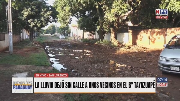 Lluvia arrasa con empedrado en un barrio de San Lorenzo