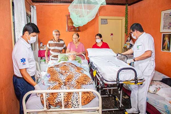 Si hay vida, hay esperanza: Un joven, atrapado en su propio cuerpo | DIARIO PRIMERA PLANA