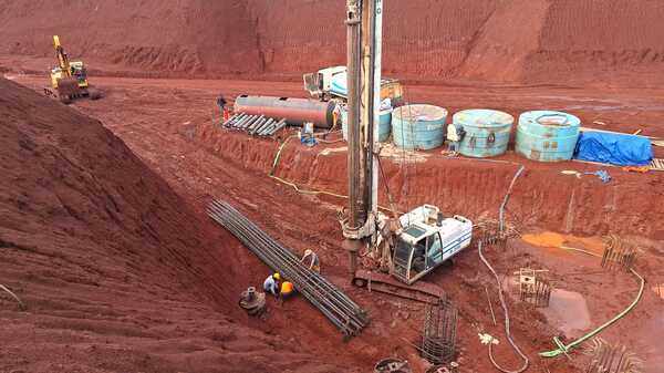 Obras complementarias: Construcción de trébol vial avanza sin contratiempos - La Clave
