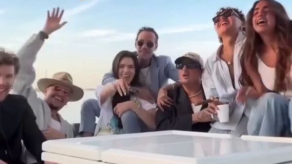 (VIDEO) ¡Nadia Ferreira “spoileó” la nueva canción de su ména con “Piso 21”