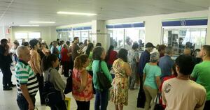 La Nación / Arranca plan de contingencia para entregar medicamentos a pacientes crónicos del IPS