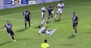 Versus / La espectacular tapada de Miguel Martínez al "Pipa" Benedetto