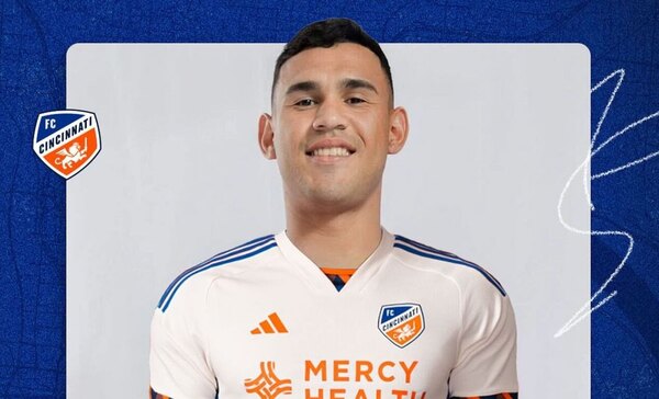 Versus / ¡Gilberto Flores fue presentado oficialmente en el Cincinnati de la MLS!