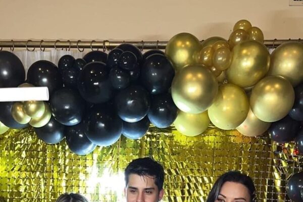 Famosos farrearon en cumple del novio de Zuni Castiñeira: lluvia de condones y bailarinas para el agasajado