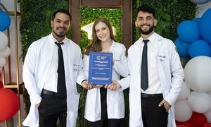 Estudiantes de Medicina de la UCP culminan etapa clave para su titulación