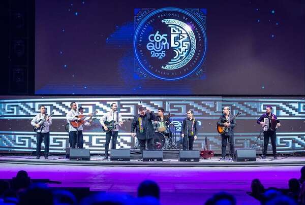 Paraguay retorna entre aplausos, con danza y música, al Festival de Cosquín - Música - ABC Color