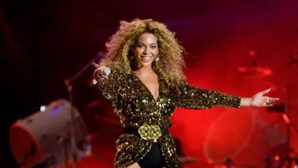 Beyoncé lidera los Grammy en una gala dedicada a los incendios de Los Ángeles
