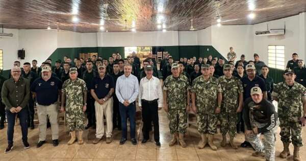 La Nación / Defensa verifica instalaciones y operativos de control y vigilancia con frontera de Argentina
