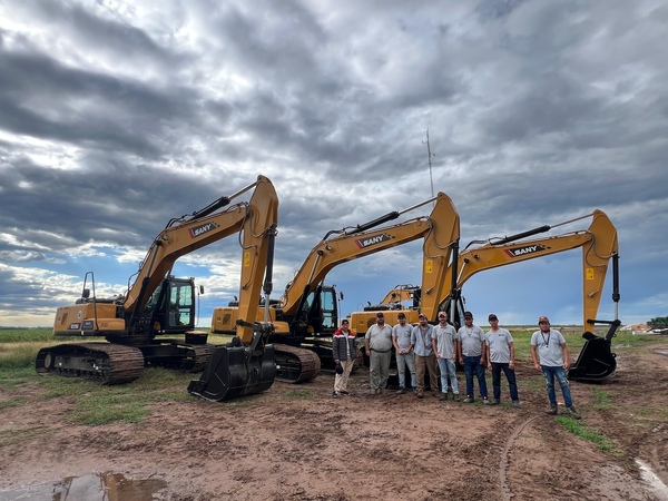 Grupo TIMBO Entrega Nuevas Unidades de Excavadoras SANY SY215C