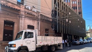 Mafia de los pagarés: Empresa entrega 10.000 expedientes al Ministerio Público