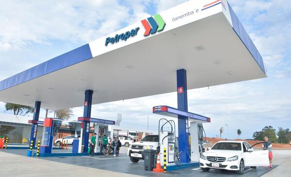 Petropar sube precios y termina de asestar revés económico