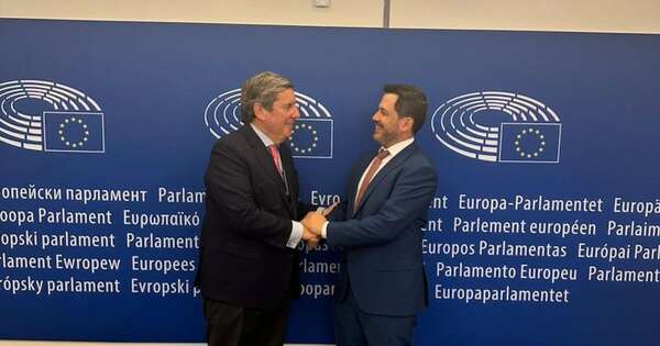 La Nación / Latorre culmina agenda en Parlamento Europeo
