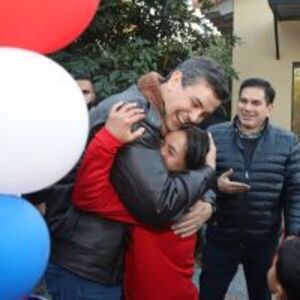 Presidente Peña entrega 52 nuevas viviendas en Coronel Oviedo :: Presidencia de la República del Paraguay