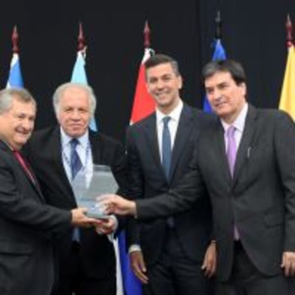 Presidente Peña reafirma compromiso de promover una justicia más pronta y eficiente :: Presidencia de la República del Paraguay