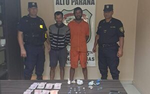 Tras presión de vecinos, detienen a dos microtraficantes en Hernandarias – Diario TNPRESS