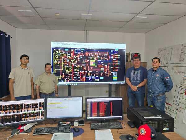 Presidente de la ANDE inspecciona el sistema eléctrico del Chaco