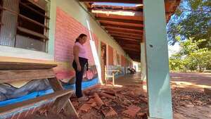Horqueta: no saben dónde iniciarán año lectivo 2025 ante peligro de derrumbe del techo de una escuela - Nacionales - ABC Color
