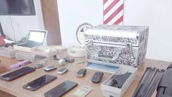 Así operaba la banda que robó kilos de oro, relojes Rólex, joyas y autazos