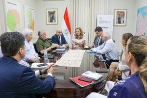 Ministerio de Salud e IPS coordinan acciones para mejorar la atención y abastecimiento de insumos - ADN Digital