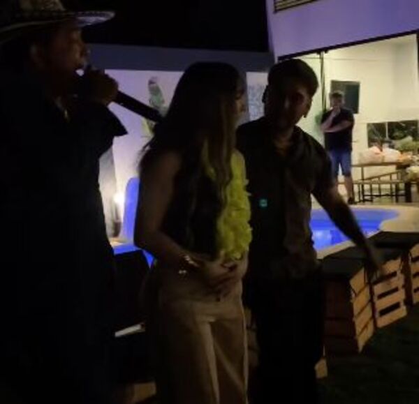 (VIDEO)Hasta con fuegos artificiales Marilina y su esposo inauguraron su nueva mansión