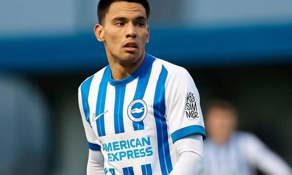 ¿¡Pero qué le pasó!? El Brighton de Diego Gómez perdió 7 a 0 contra el Nottingham de Ramón Sosa