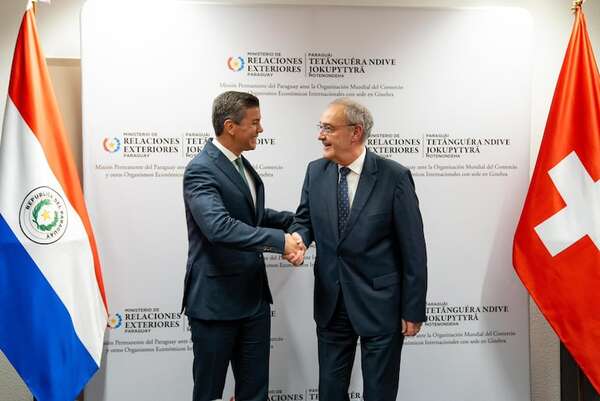 Contradictoria relación de Santiago Peña con Suiza, en su 39º viaje - Política - ABC Color