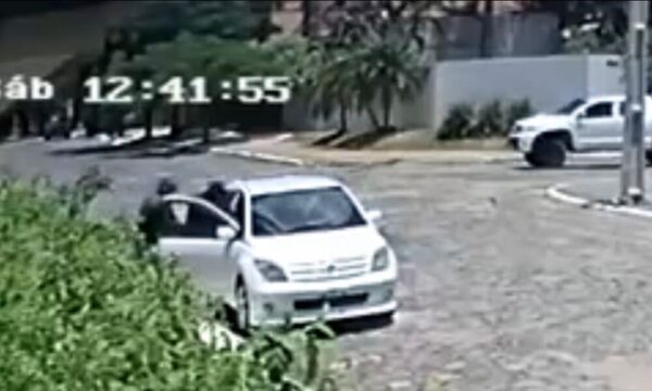 Buscan un IST y a ladrones que intentaron entrar a una casa en barrio residencial